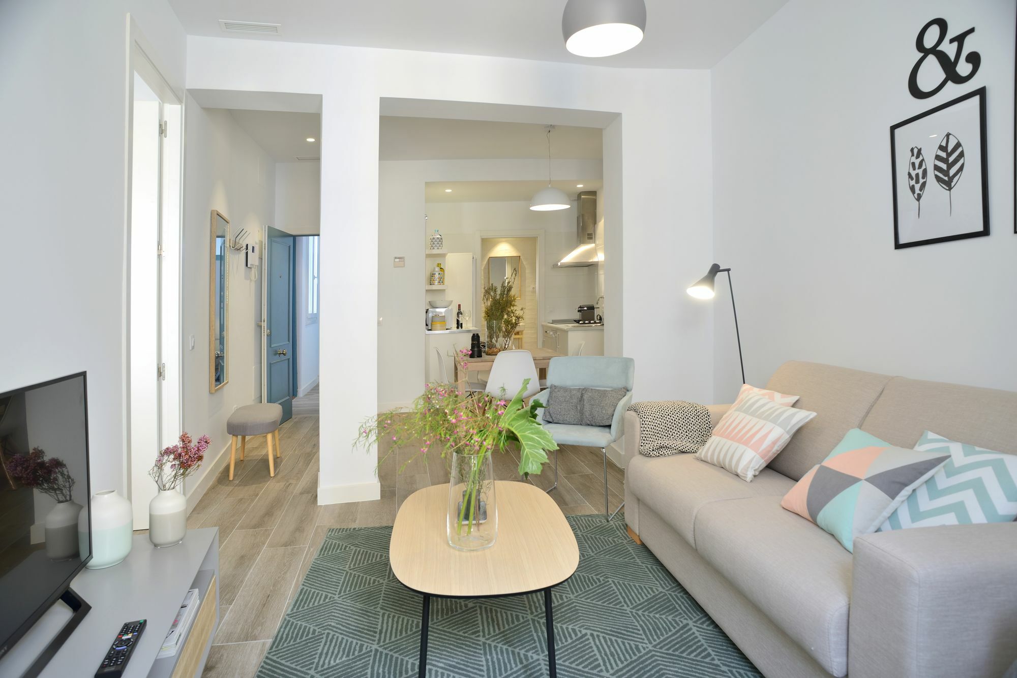 Nqn Aparts & Suites Madrid Kültér fotó