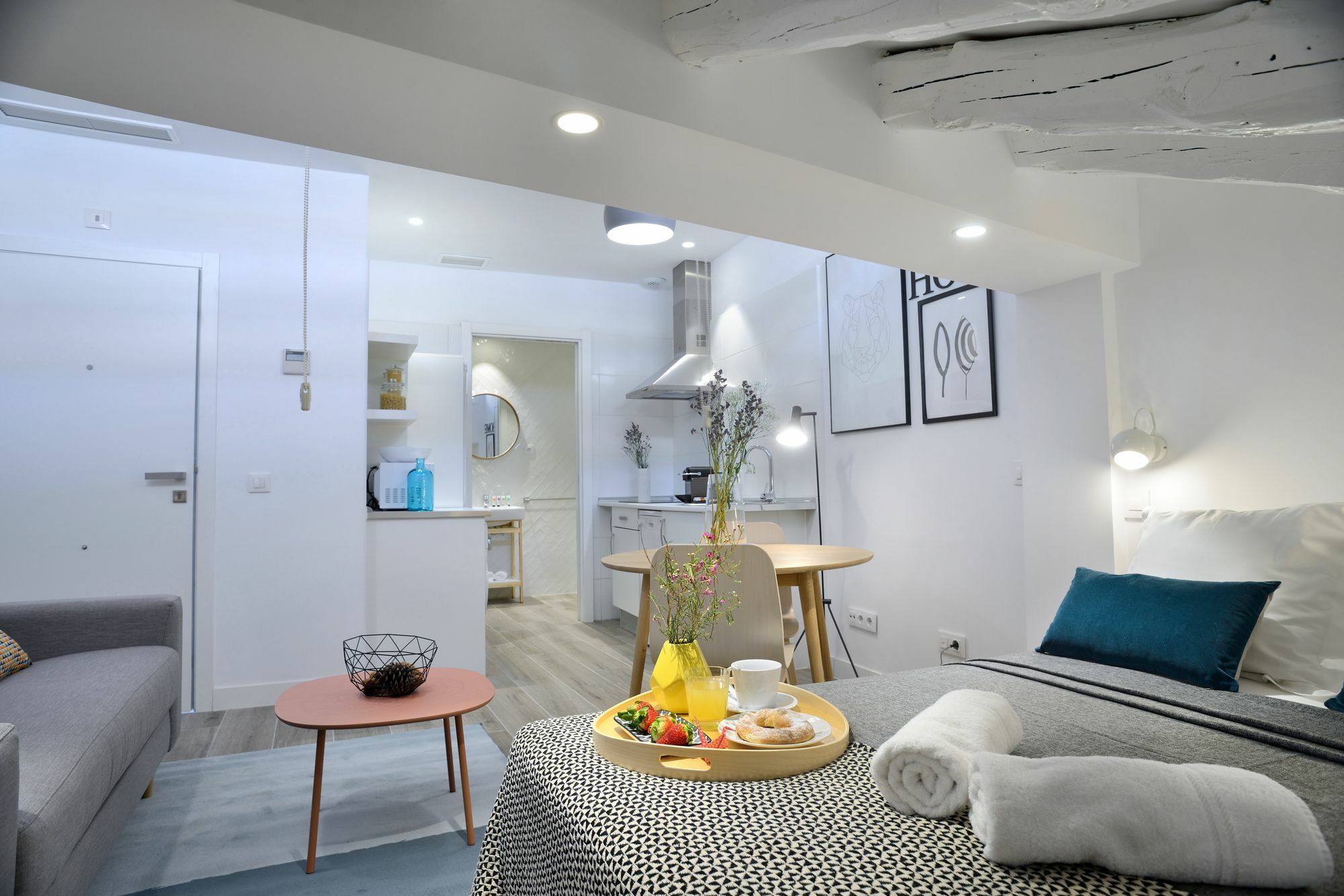 Nqn Aparts & Suites Madrid Kültér fotó